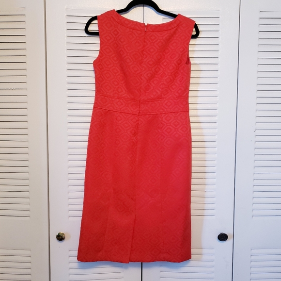 Dress - Picture 3 of 4